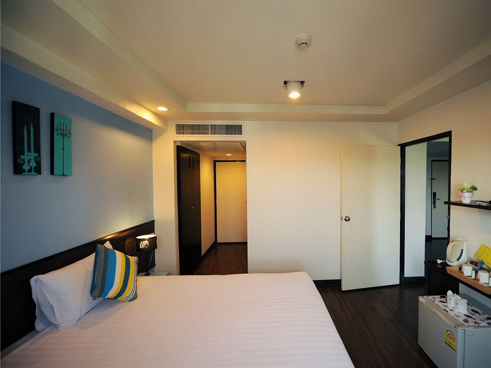 Hotel Astera Sathorn Bangkok
