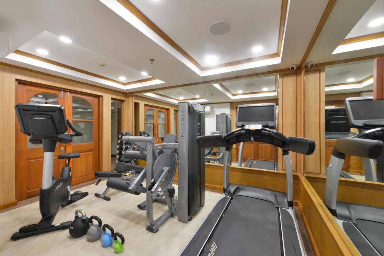 Astera Sathorn Hotel 4*