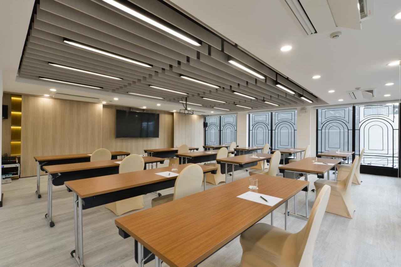 Astera Sathorn 4* Bangkok
