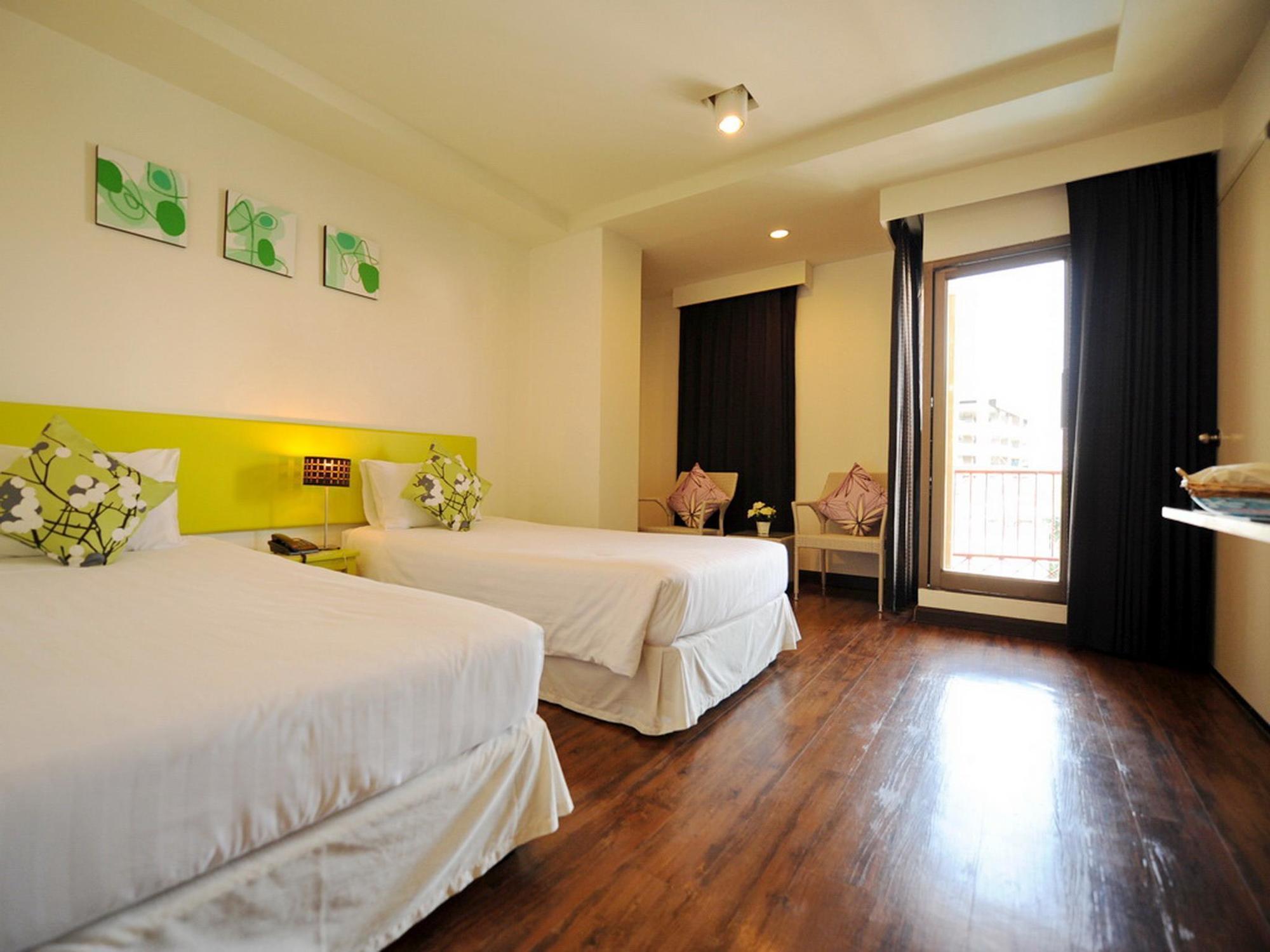 Astera Sathorn Hotel 4*